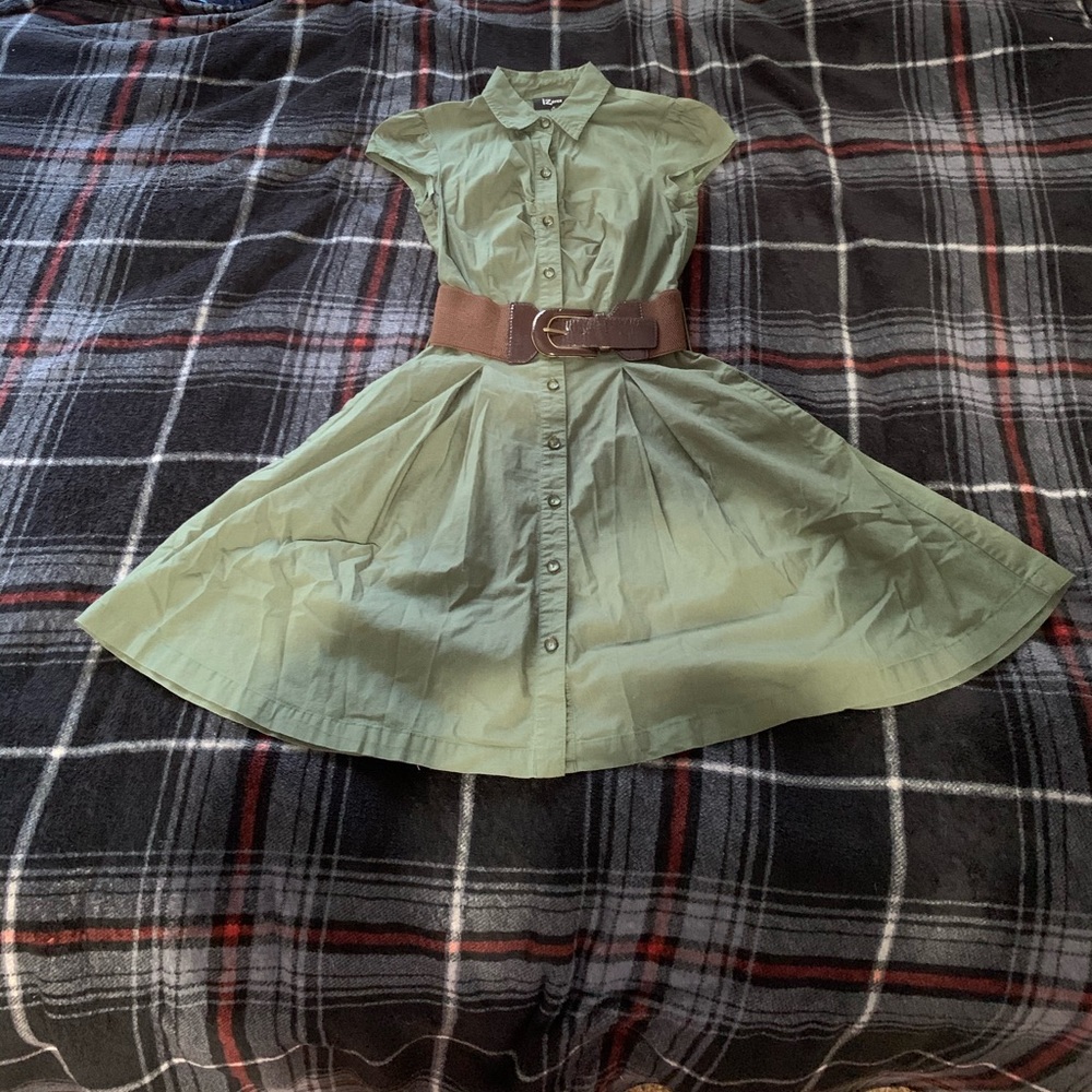 Green vintage style dress